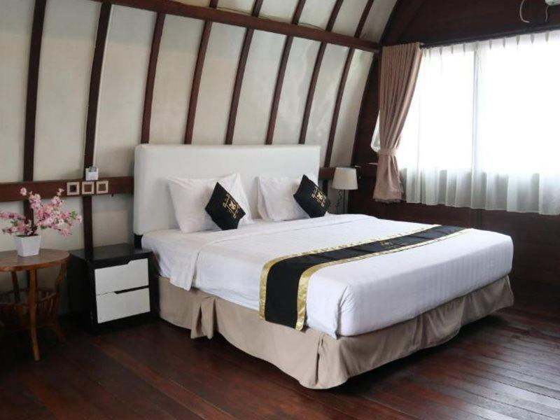 Chevilly Resort And Camp Bogor Exterior photo